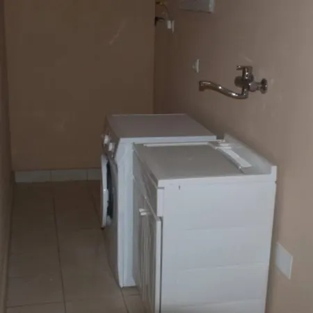 Elegante Ed Ampio 100 Mt Dal Centro Di Διαμέρισμα *