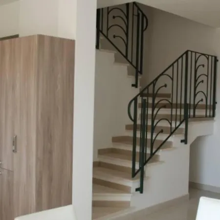Elegante Ed Ampio 100 Mt Dal Centro Di Διαμέρισμα *