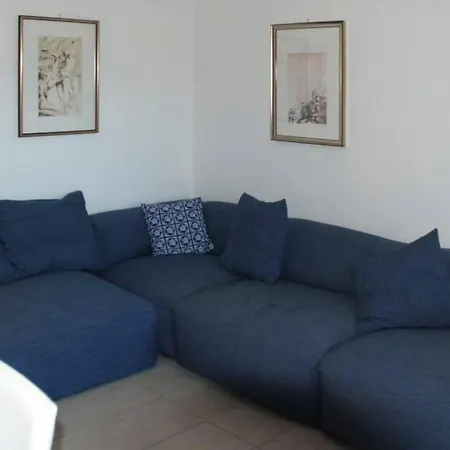 Elegante Ed Ampio 100 Mt Dal Centro Di
