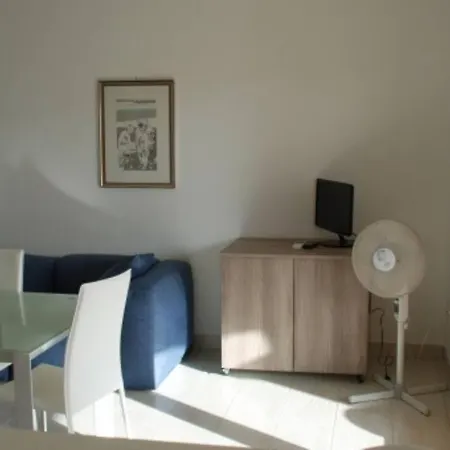 Elegante Ed Ampio 100 Mt Dal Centro Di Villasimius
